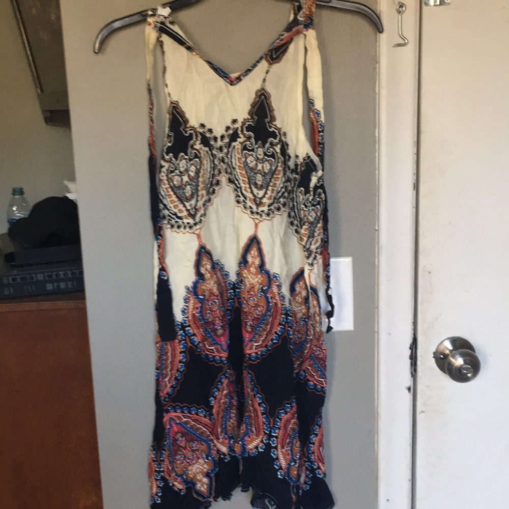 Sleeveless dress